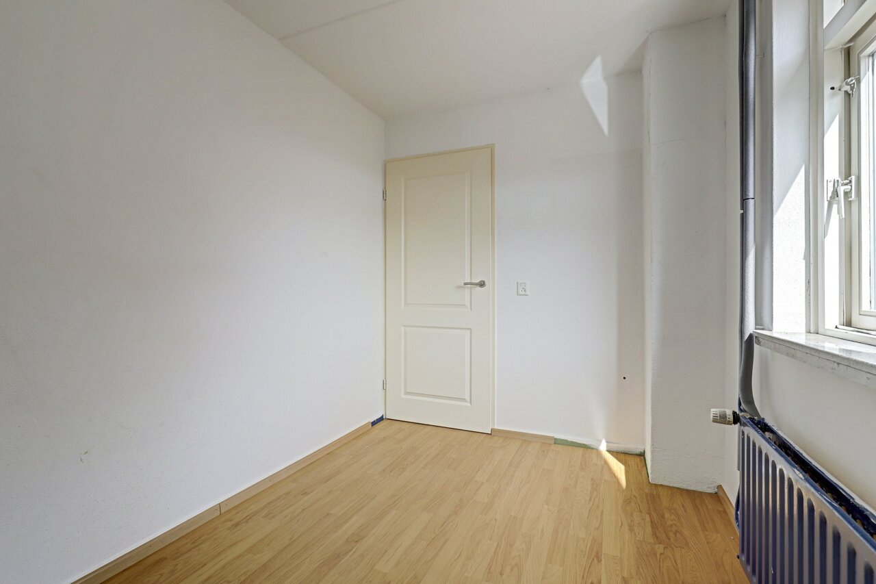 pic 24