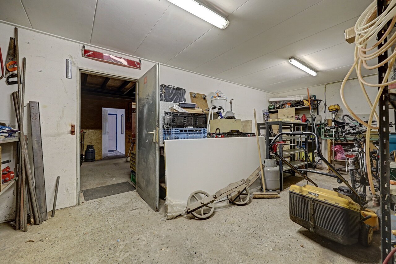 pic23